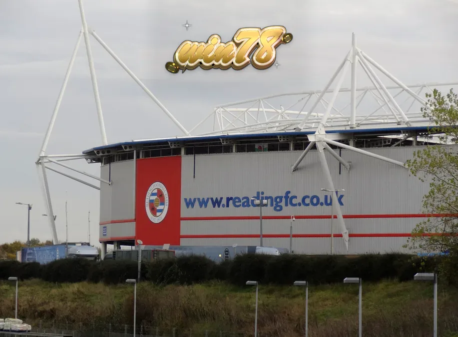 Logo Mr Vegas và câu lạc bộ bóng đá Reading FC trong thông báo hợp tác